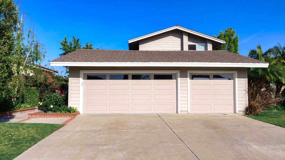 Steel classic garage door